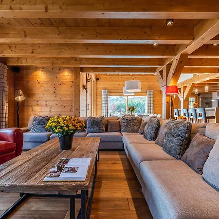 Chalet Abachi - By Emerald